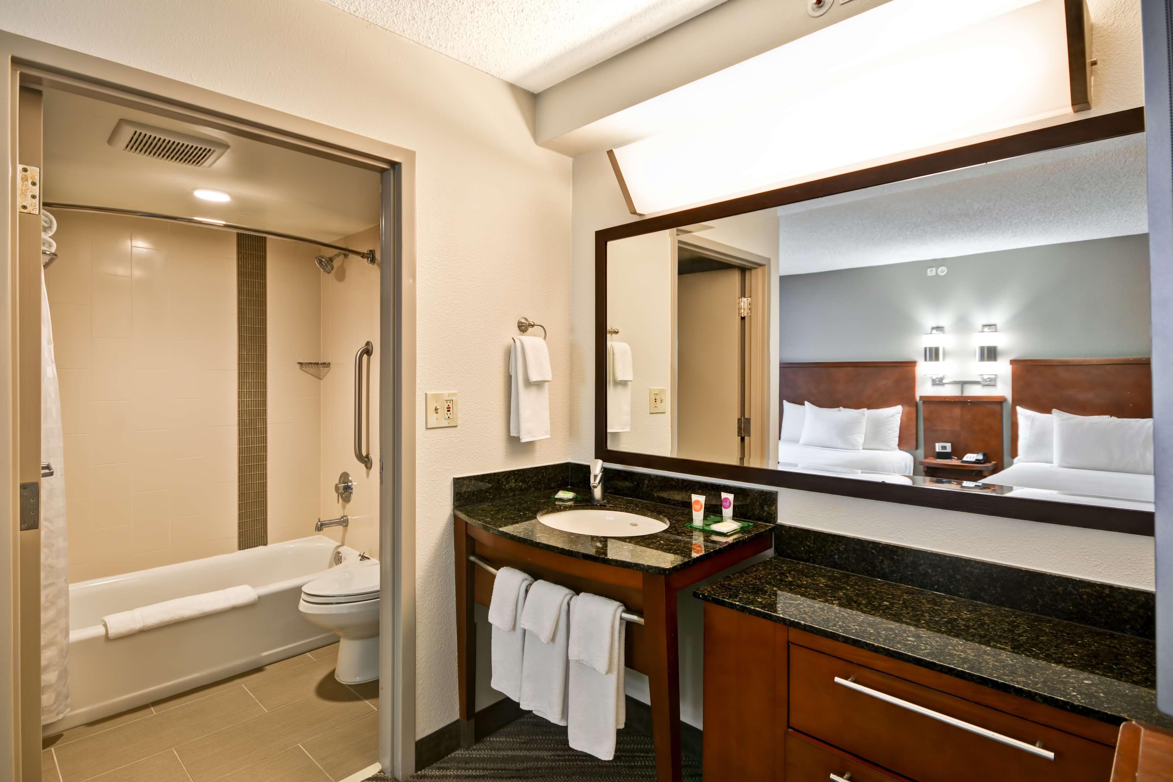 Hyatt Place Madison/downtown 3*