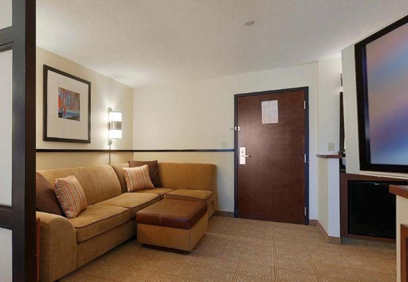 Hyatt Place Madison/downtown 3*